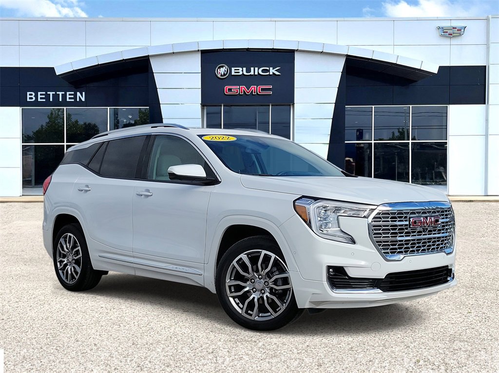 Used 2022 GMC Terrain Denali w/ Denali Premium Package