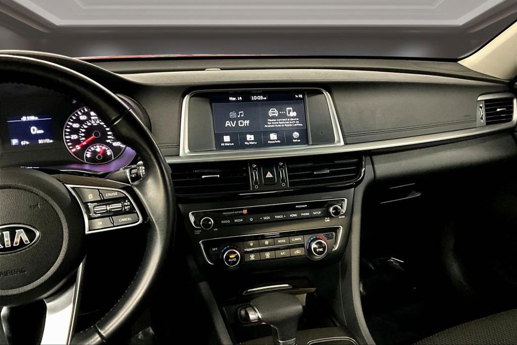 Used 2019 Kia Optima S image 9