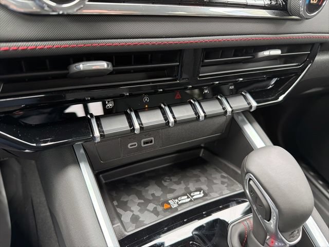 New 2026 Chevrolet Colorado Z71 w/ Midnight Edition AWD/4WD image 31