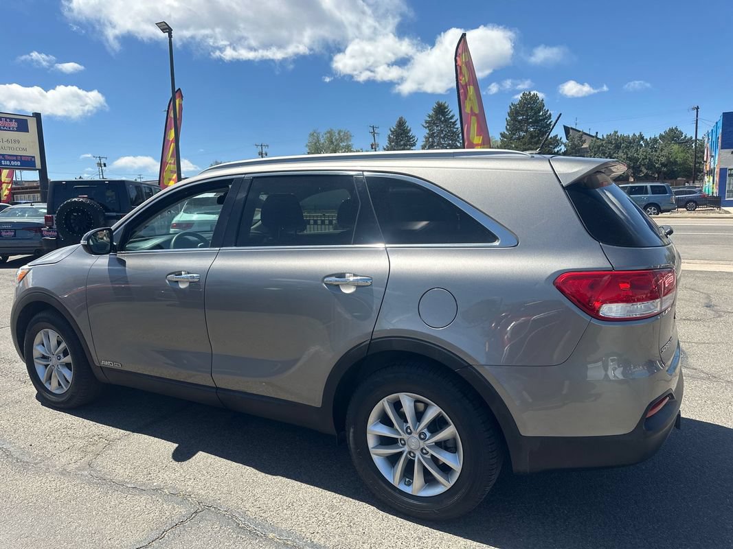 Used 2016 Kia Sorento LX AWD/4WD image 10