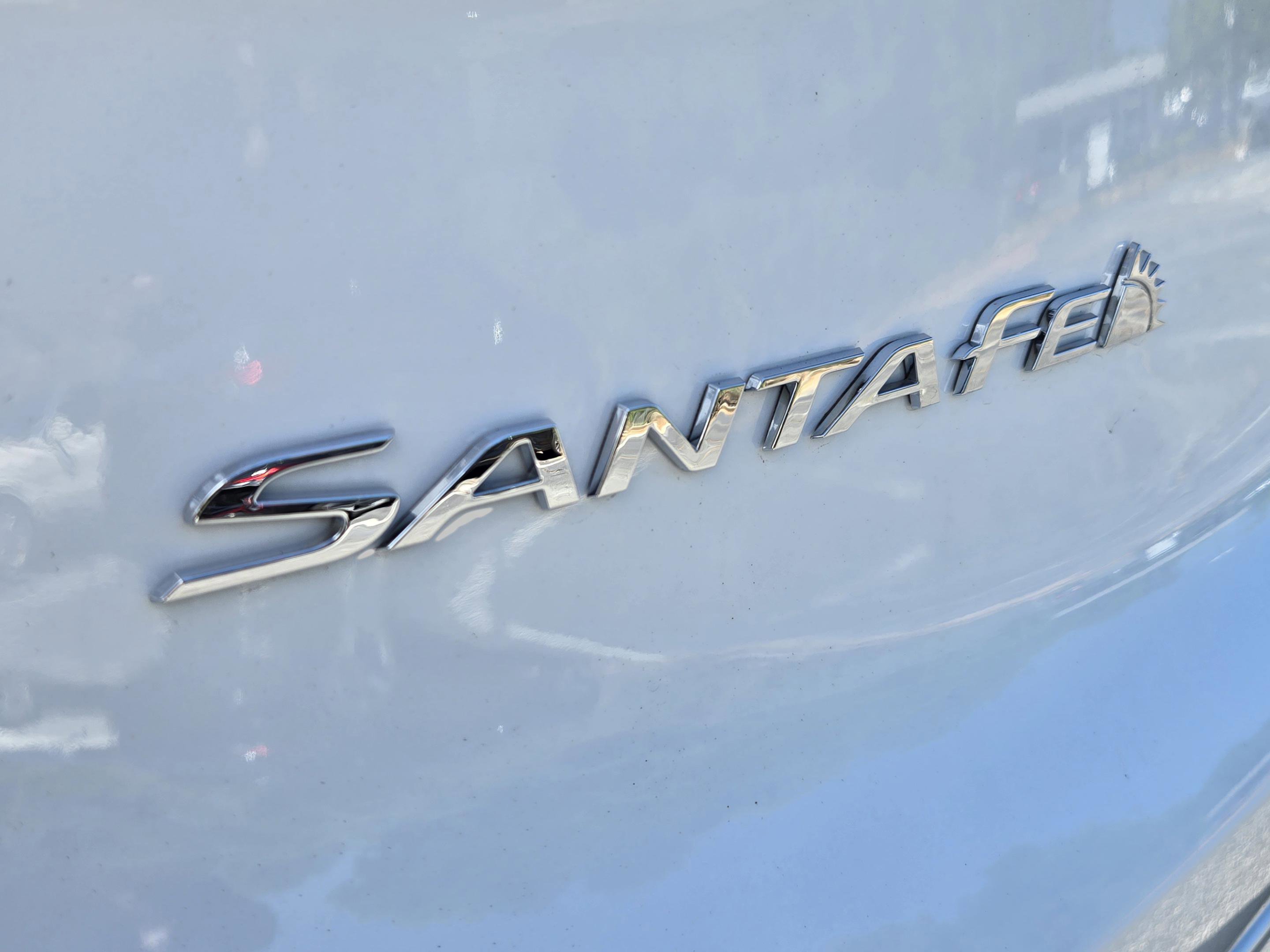 Used 2019 Hyundai Santa Fe SE FWD image 29