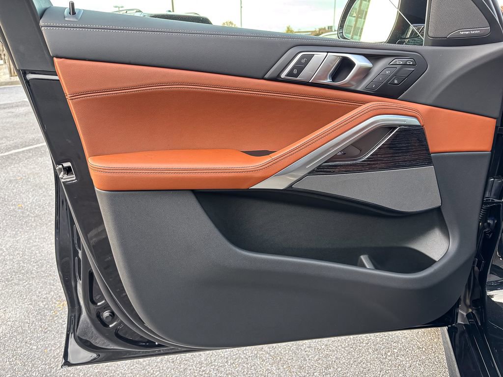 New 2026 BMW X6 xDrive40i image 10