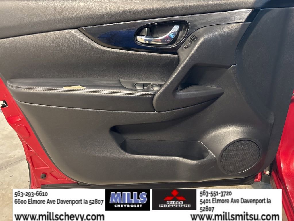 Used 2017 Nissan Rogue Sport SV w/ SV Premium Package image 9