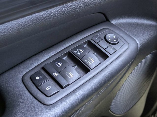 Certified 2022 Jeep Grand Cherokee Laredo X RWD image 26