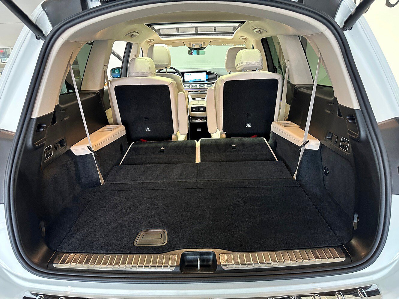 Certified 2024 Mercedes-Benz GLS 450 4MATIC image 40