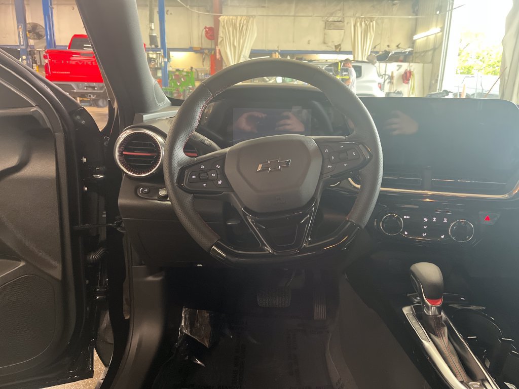 New 2026 Chevrolet Trax RS w/ Driver Confidence Package FWD image 13