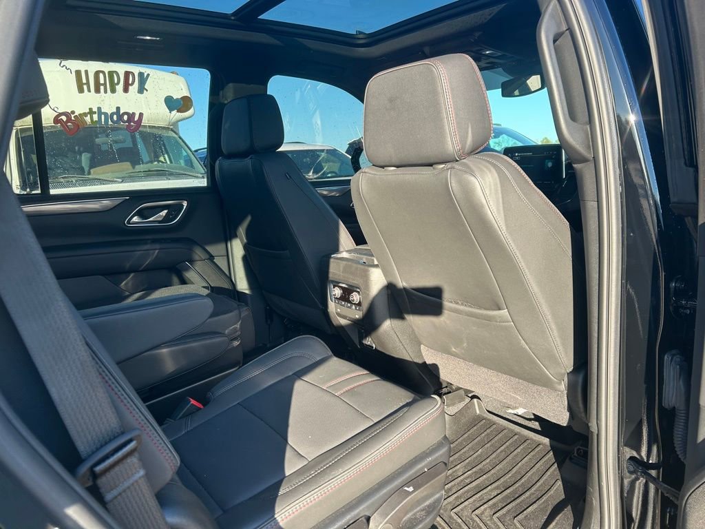 Used 2024 Chevrolet Tahoe RST w/ Luxury Package AWD/4WD image 4