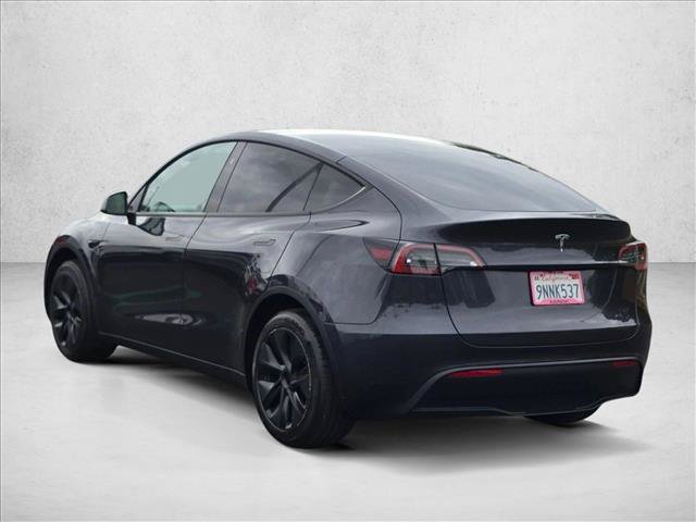 Used 2024 Tesla Model Y 2WD image 8