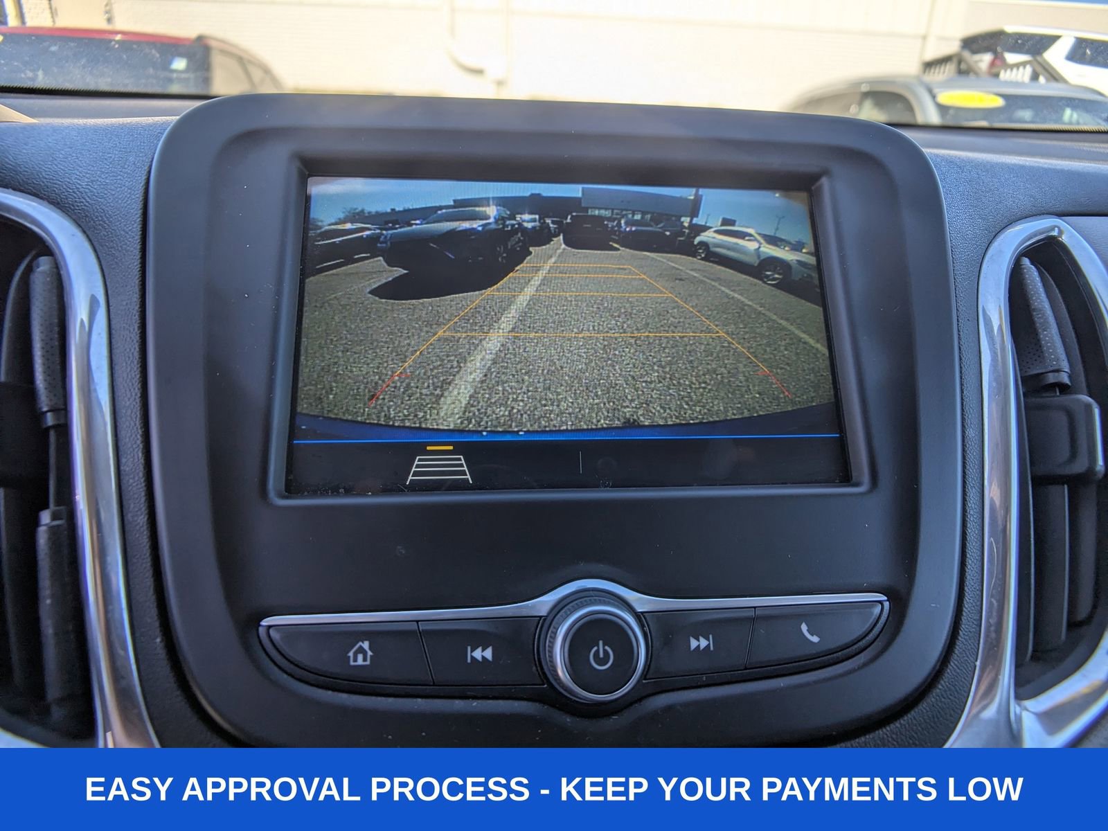 Used 2019 Chevrolet Equinox LT image 30