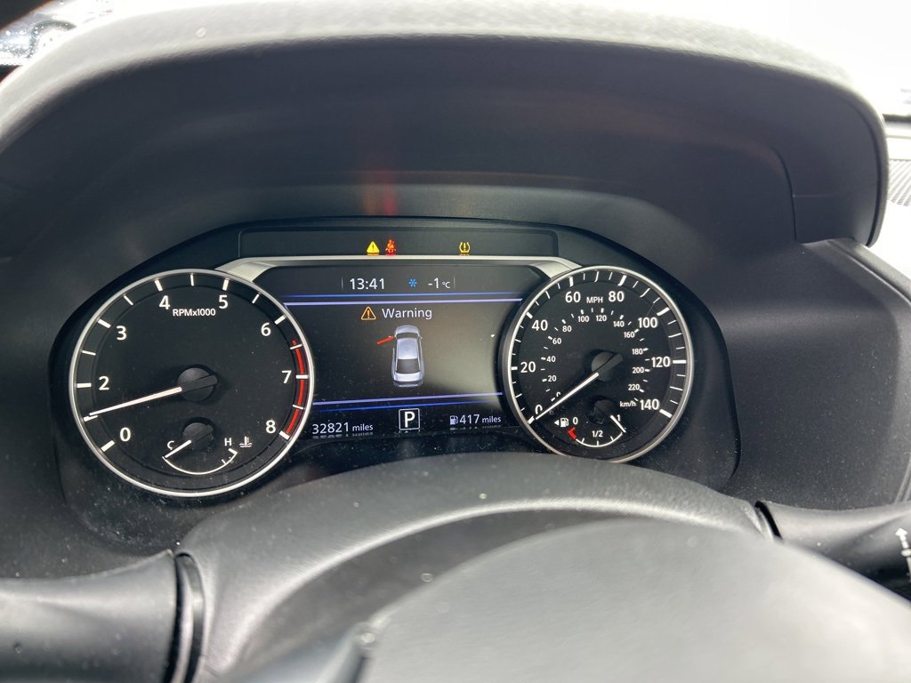 Used 2024 Nissan Altima 2.5 SV image 10