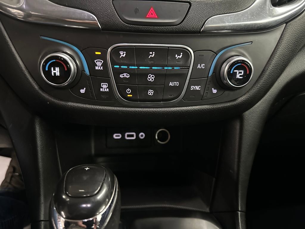 Used 2019 Chevrolet Equinox LT image 22