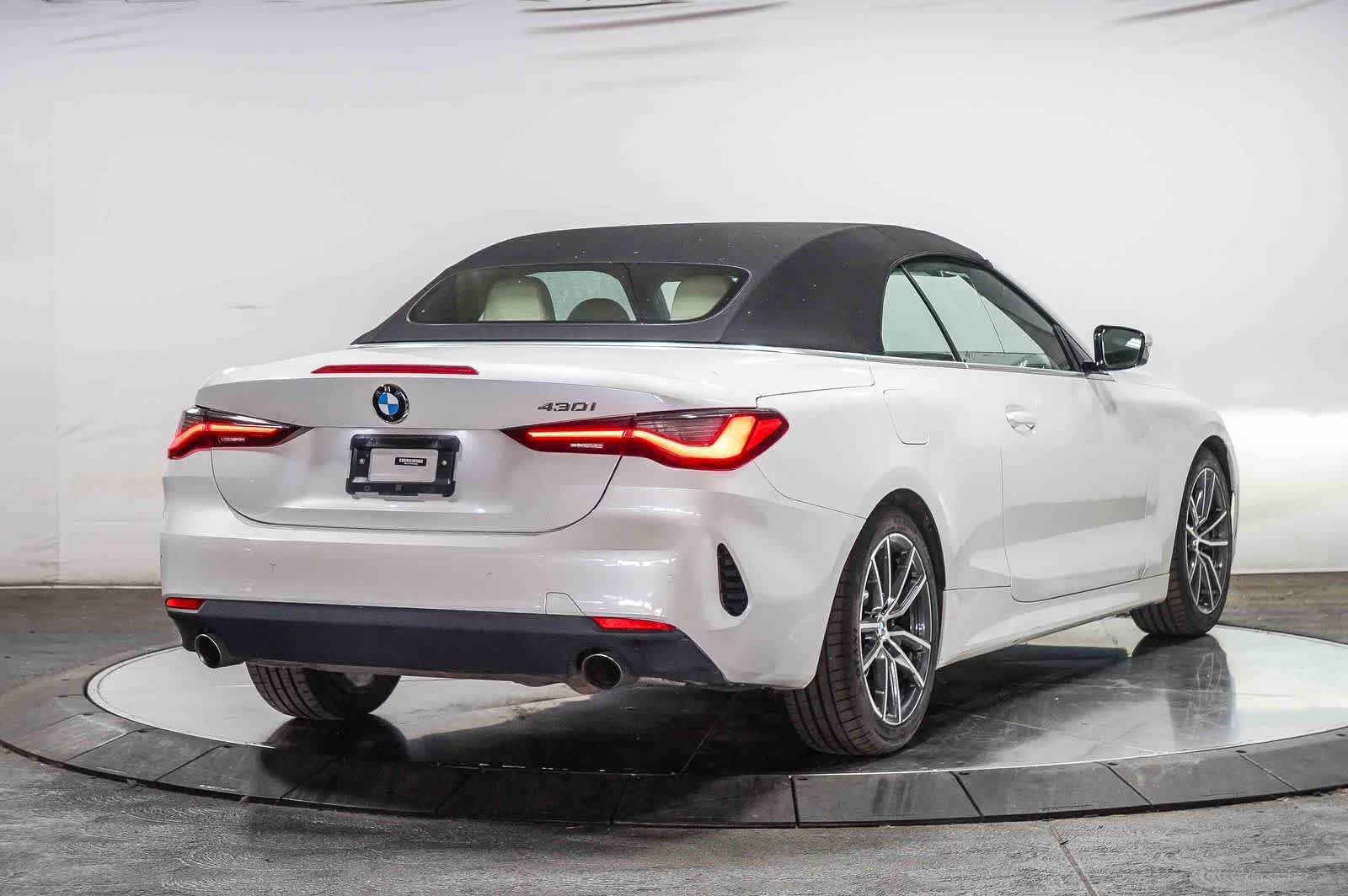 Used 2023 BMW 430i Convertible w/ Convenience Package RWD image 4