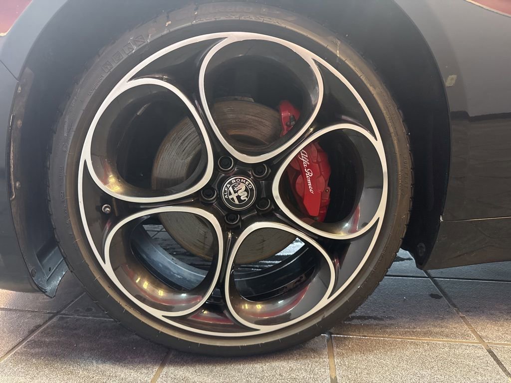 Used 2024 Alfa Romeo Giulia Ti w/ Active Assist Plus Package image 21