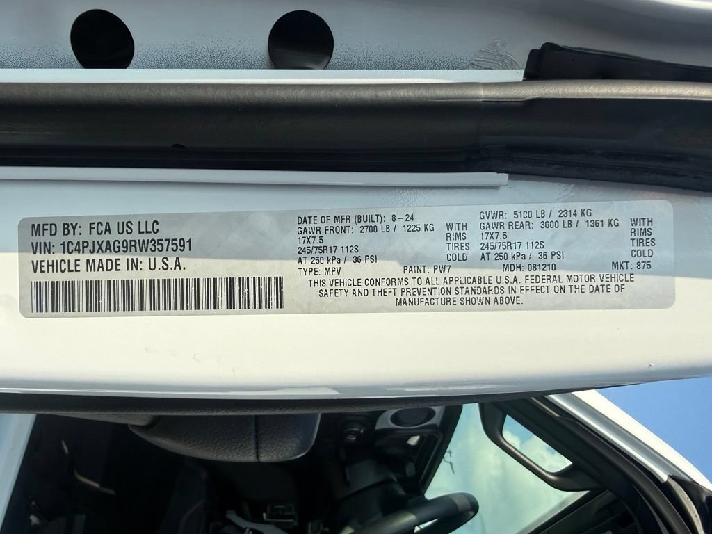 Used 2024 Jeep Wrangler Sport AWD/4WD image 32