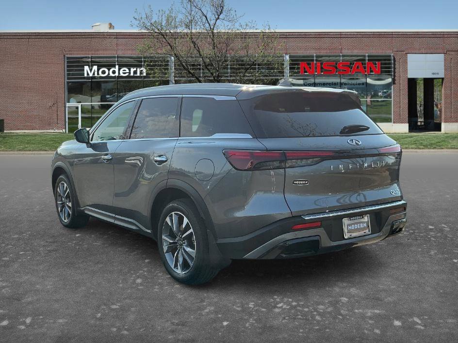 Used 2023 INFINITI QX60 Luxe w/ Cargo Package image 2