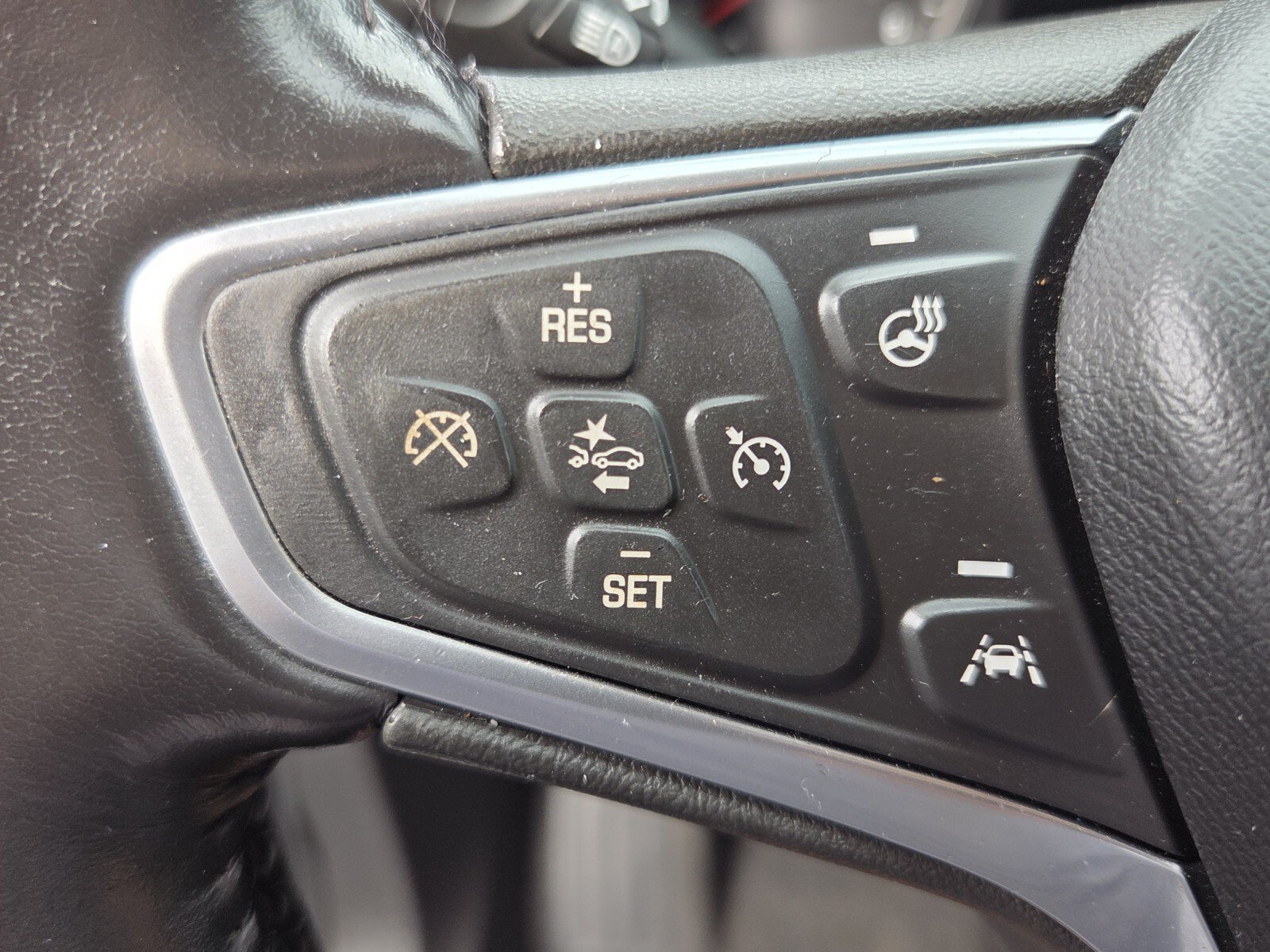Used 2022 Chevrolet Equinox LT FWD image 20