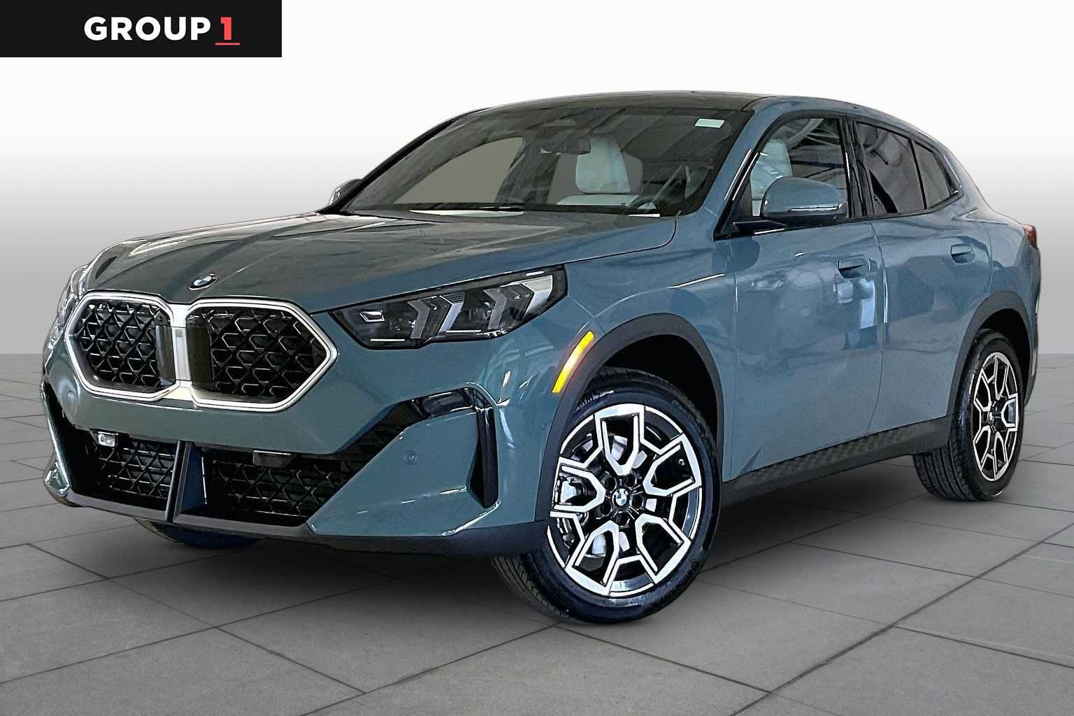 New 2026 BMW X2 xDrive28i w/ Technology Package AWD/4WD image 1