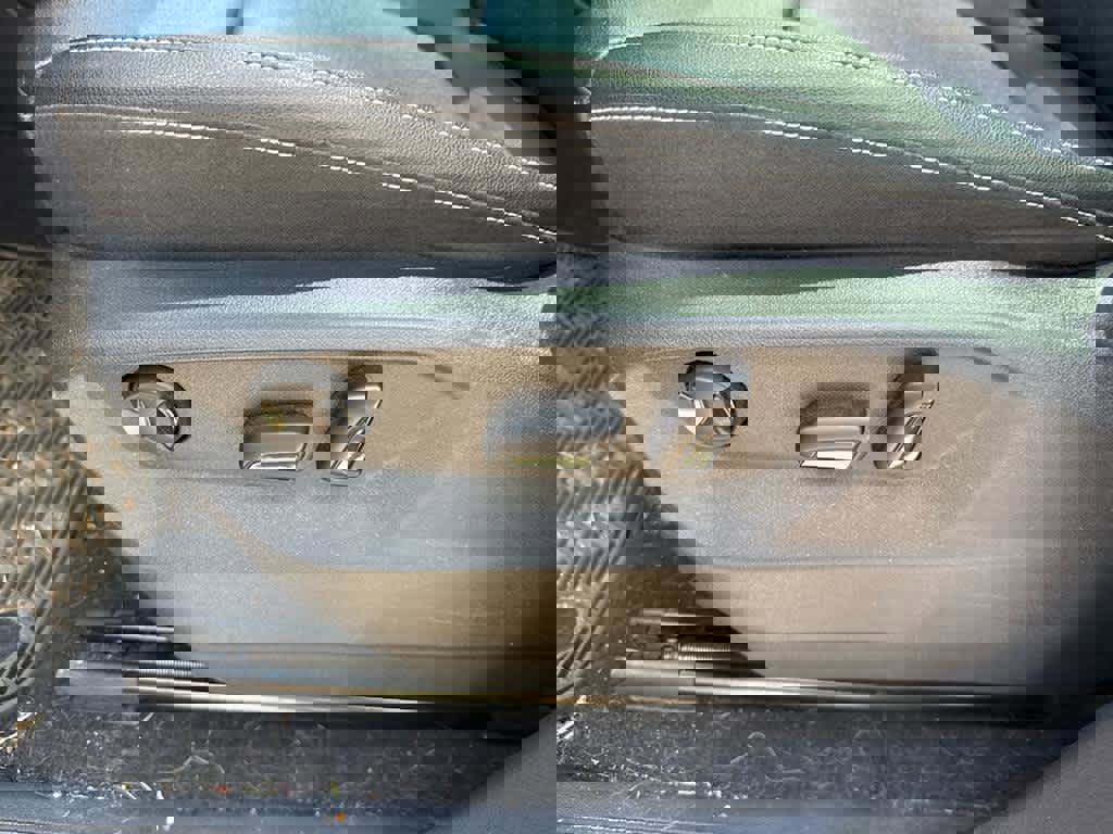 Used 2021 Volkswagen Atlas SE w/ Panoramic Sunroof Package image 18