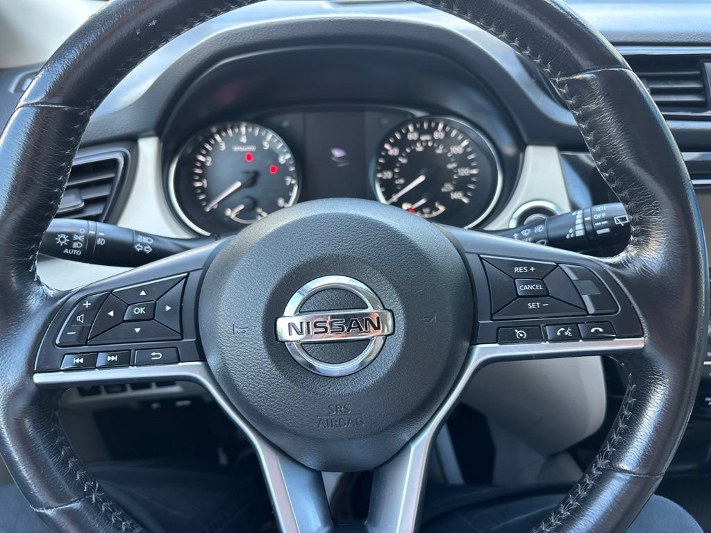 Used 2018 Nissan Rogue Sport SV w/ SV All-Weather Package AWD/4WD image 25