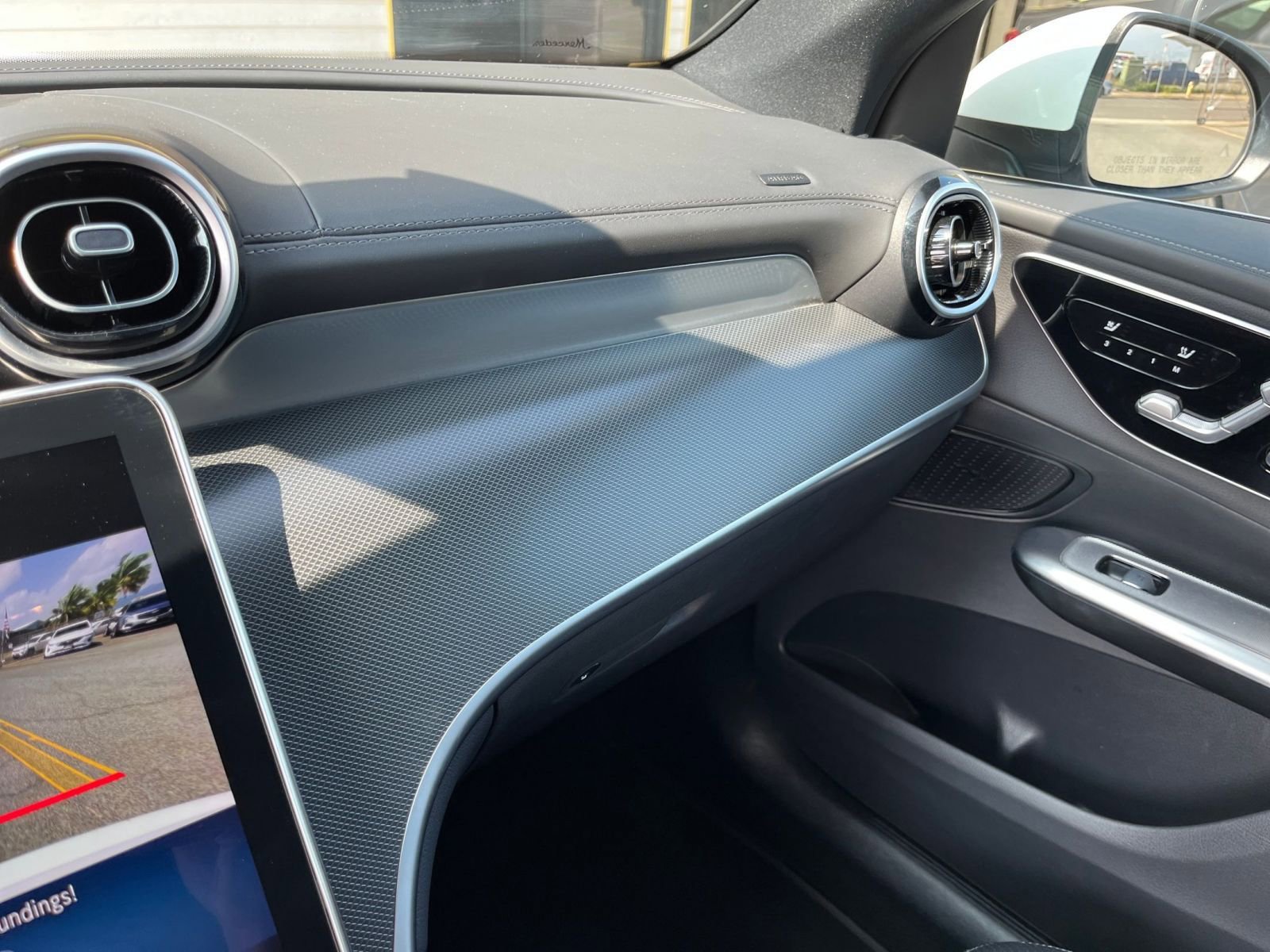 Used 2024 Mercedes-Benz GLC 300 GLC 300 image 37