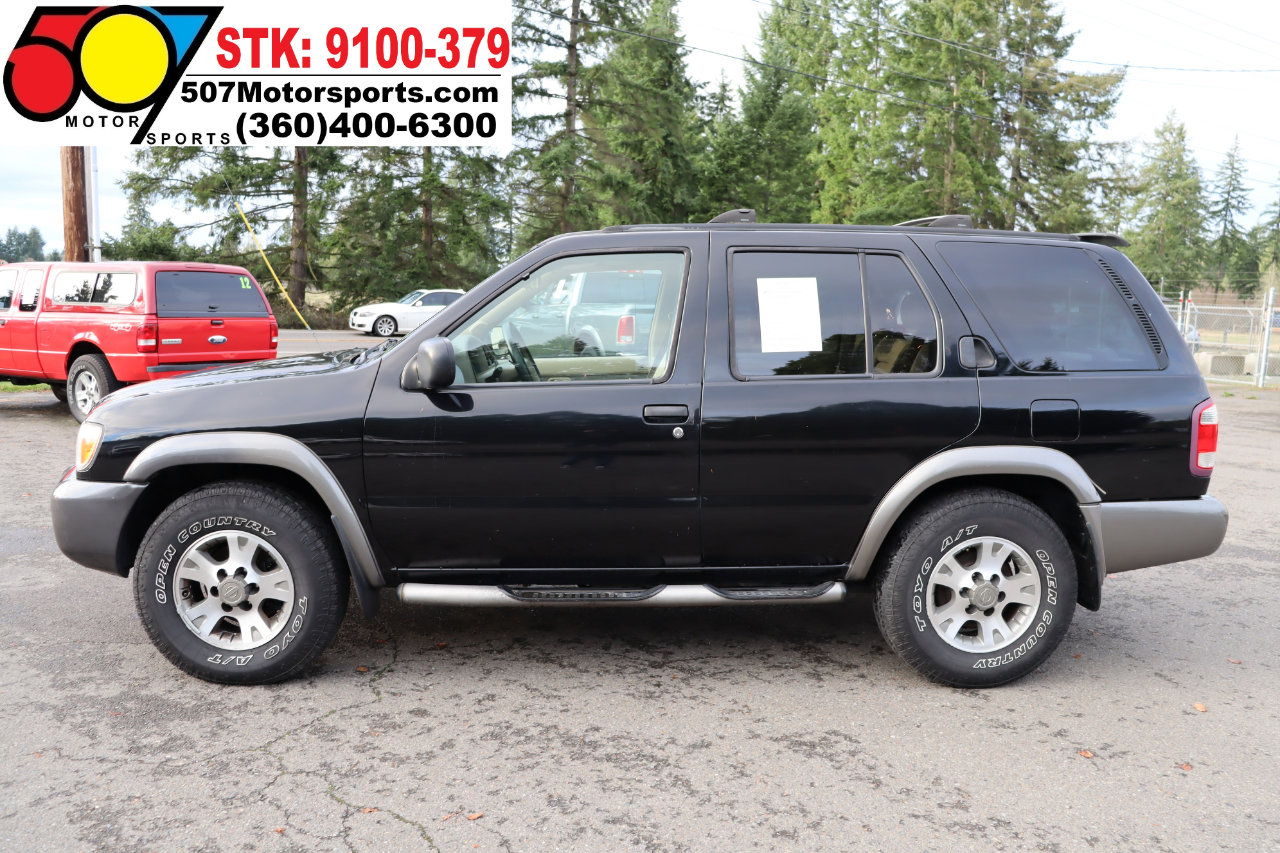 Used 2001 Nissan Pathfinder SE image 4