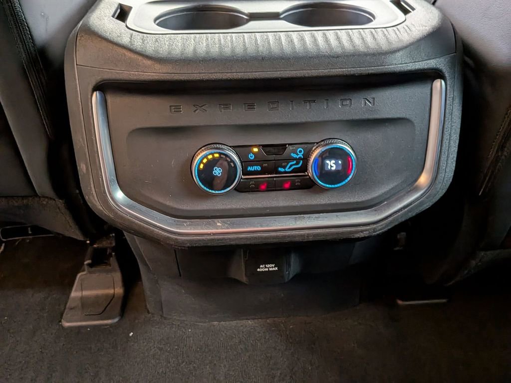 Used 2025 Ford Expedition Tremor image 30