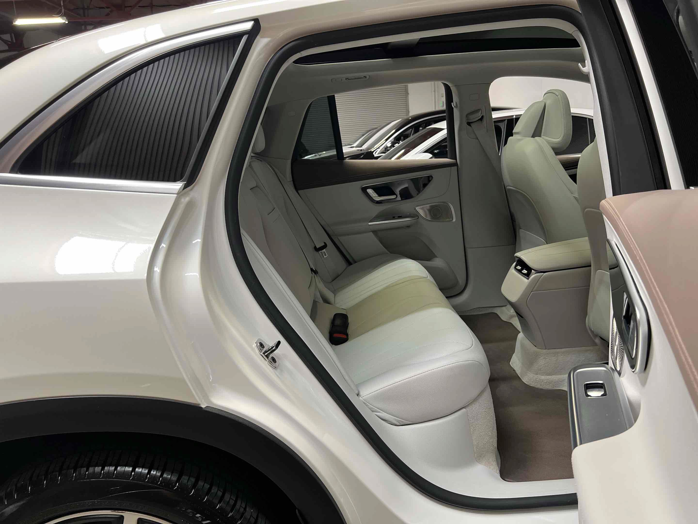 Used 2023 Mercedes-Benz EQE 350+ SUV w/ AMG Line Exterior Package image 40