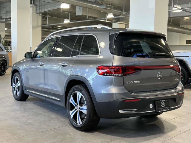 Certified 2023 Mercedes-Benz EQB 300 4MATIC image 4