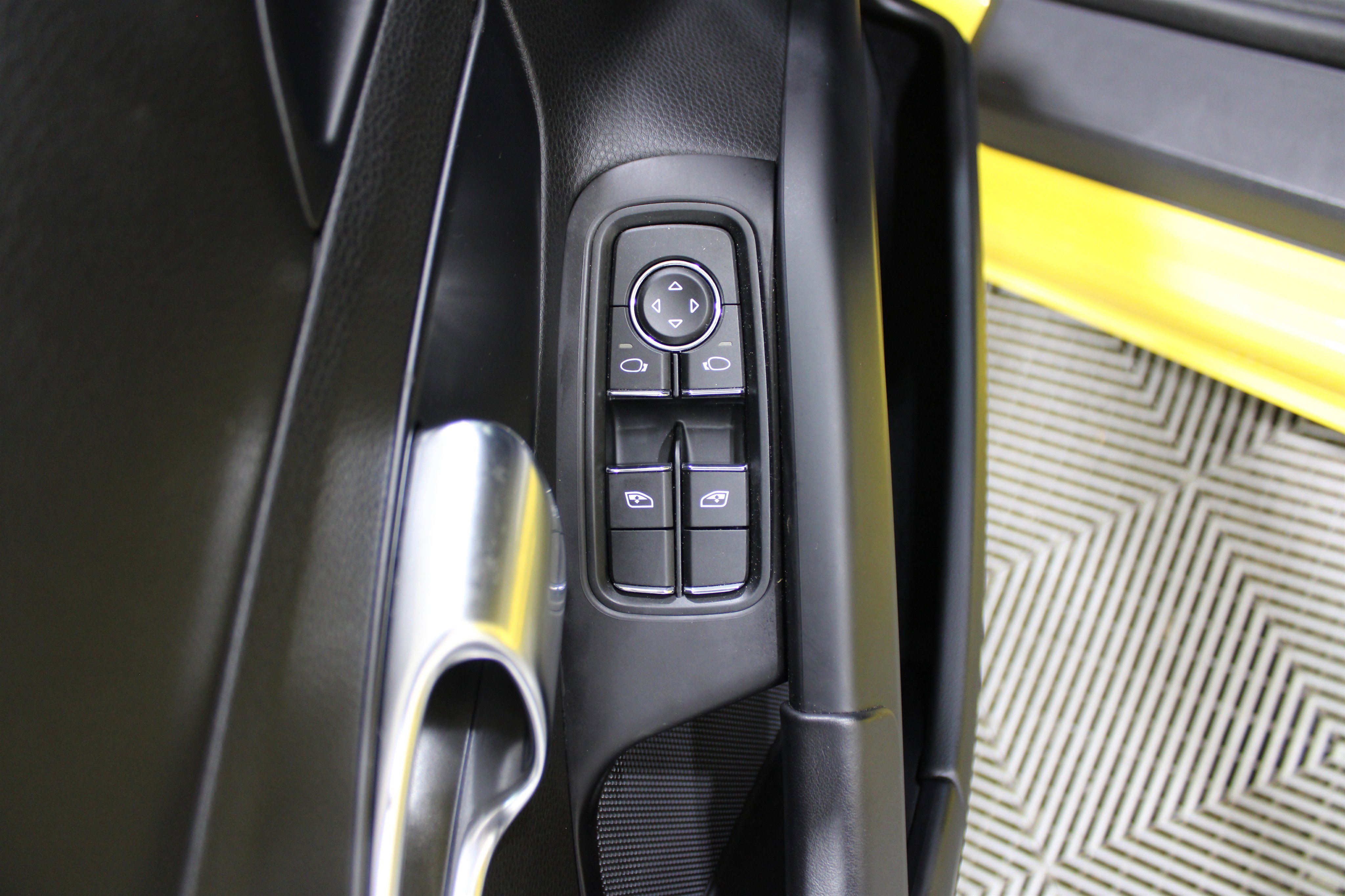 Used 2023 Porsche 718 Boxster w/ Sport Chrono Package image 8