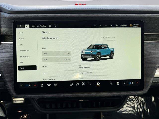 Used 2022 Rivian R1T Adventure AWD/4WD image 30