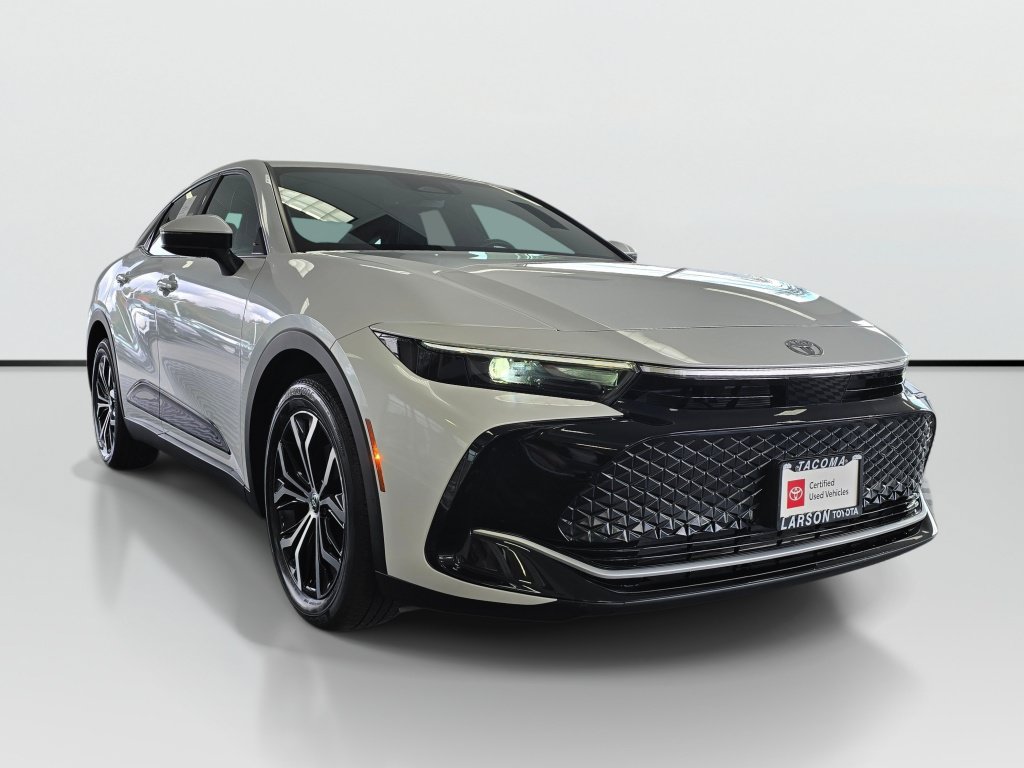 Used 2025 Toyota Crown AWD/4WD image 7