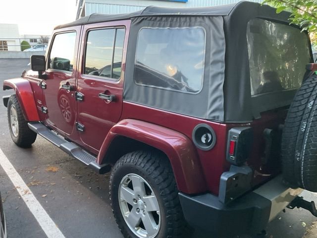 Used 2012 Jeep Wrangler Unlimited Sahara w/ Max Tow Pkg AWD/4WD image 7