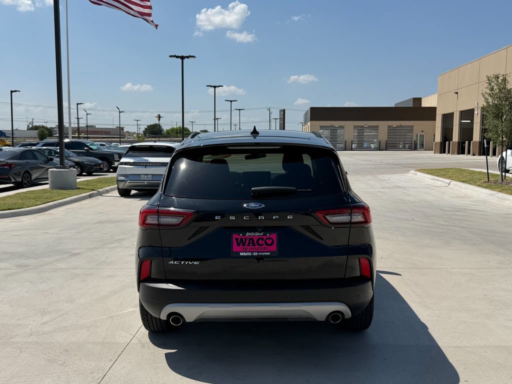 Used 2025 Ford Escape Active w/ Tech Pack #1 FWD image 6