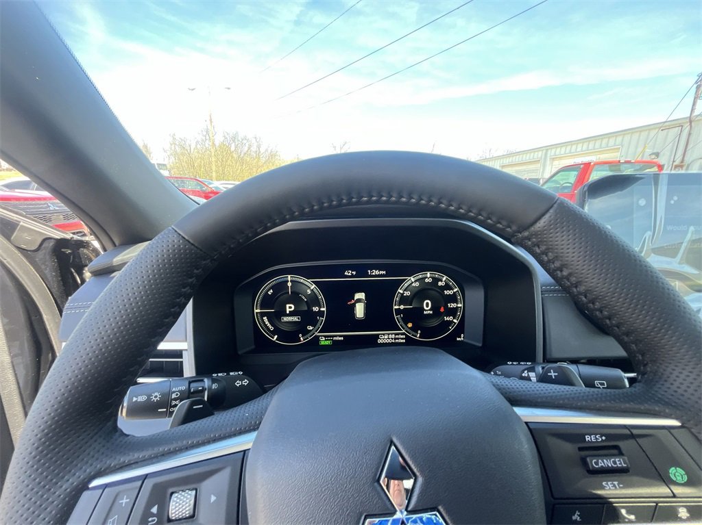 New 2025 Mitsubishi Outlander SEL Black Edition image 15