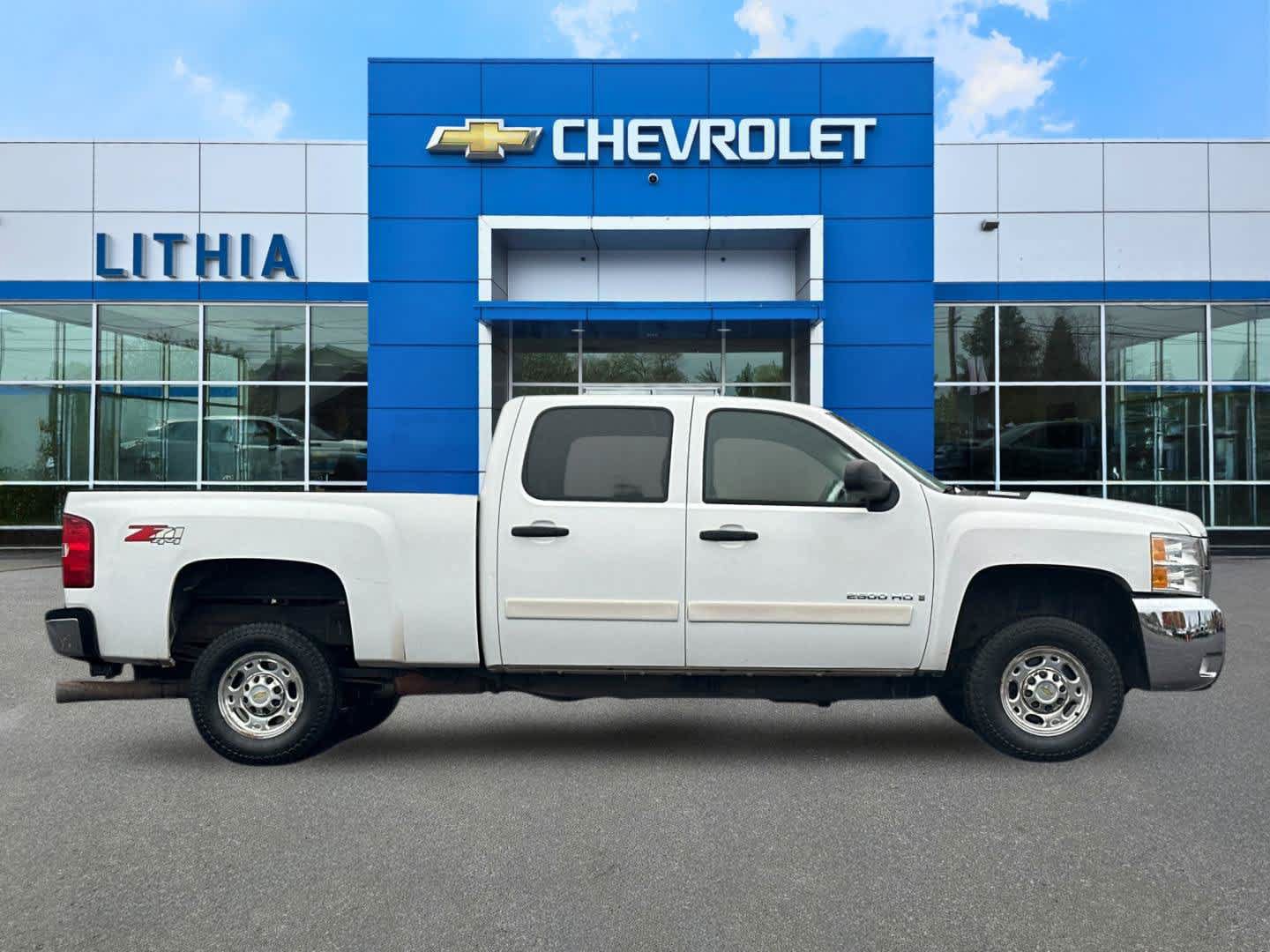 Used 2007 Chevrolet Silverado 2500 LT w/ Suspension Package, Off-Road AWD/4WD image 8