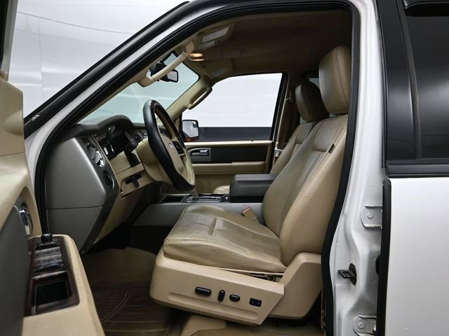 Used 2012 Ford Expedition XLT AWD/4WD image 18