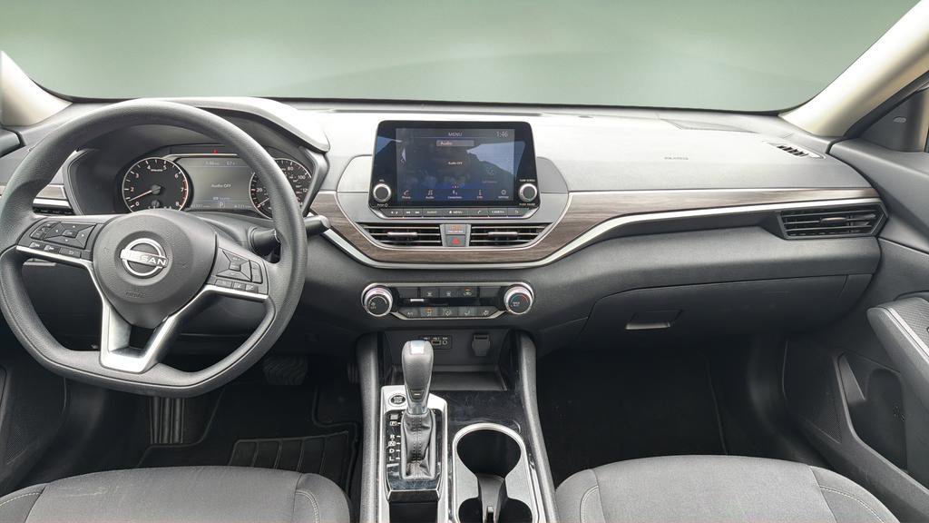 Certified 2024 Nissan Altima 2.5 SV FWD image 7