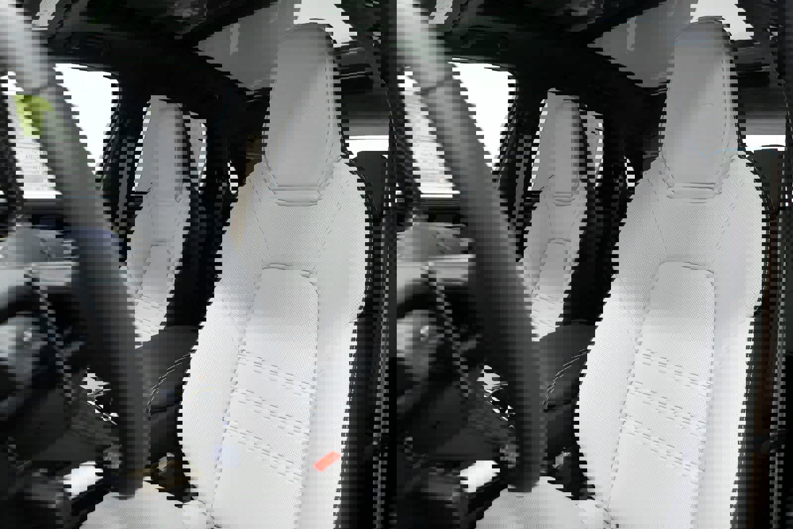 New 2026 Porsche Cayenne Turbo image 5