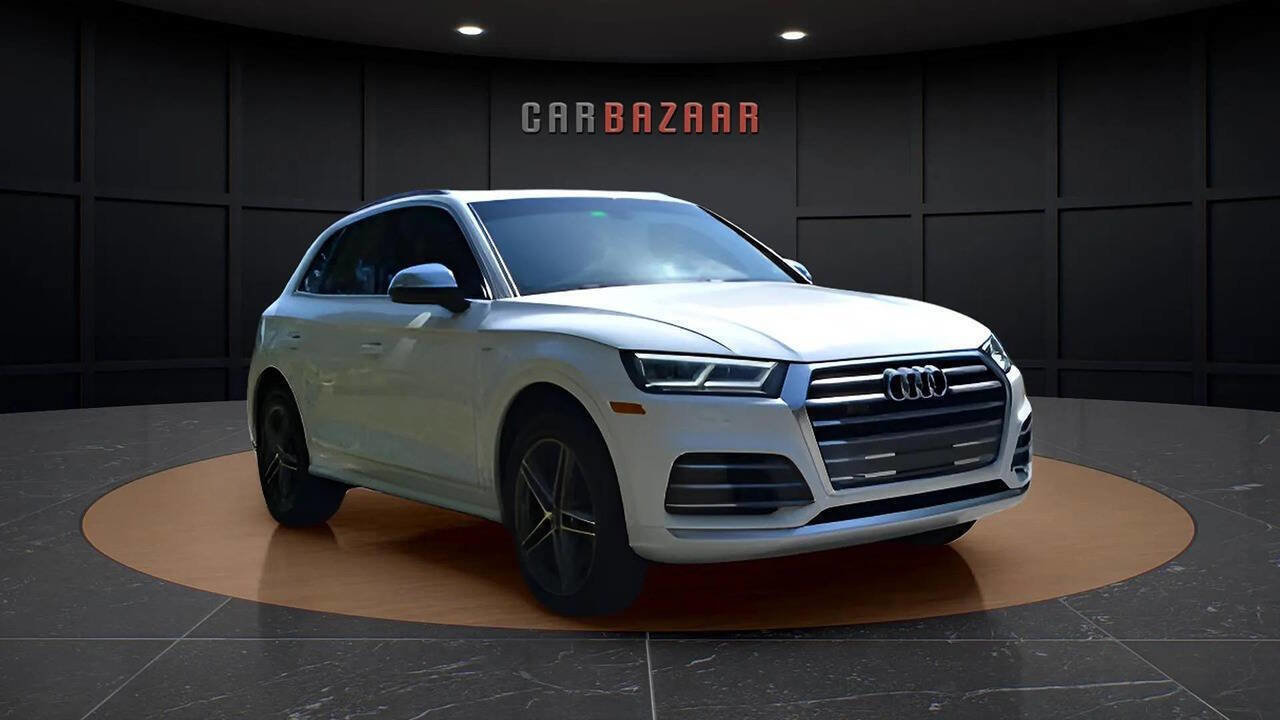 Used 2018 Audi SQ5 Premium Plus w/ Navigation Package image 5