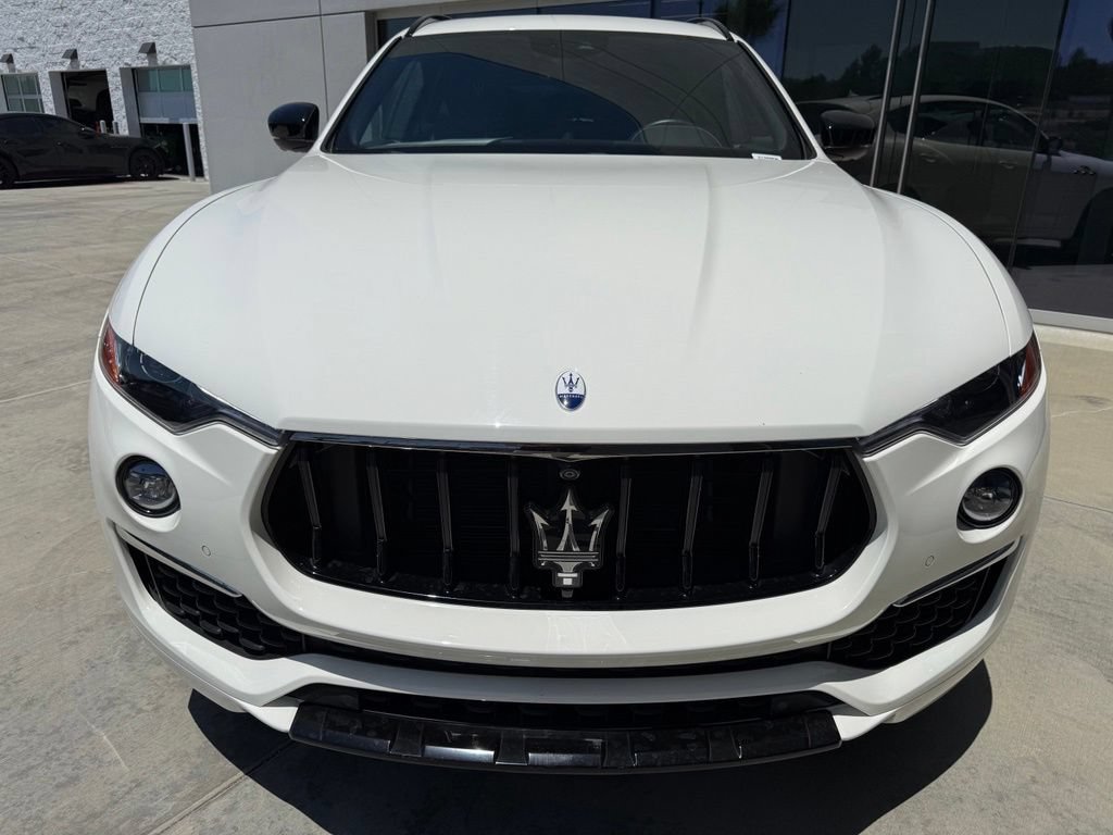 Certified 2022 Maserati Levante GT AWD/4WD image 8