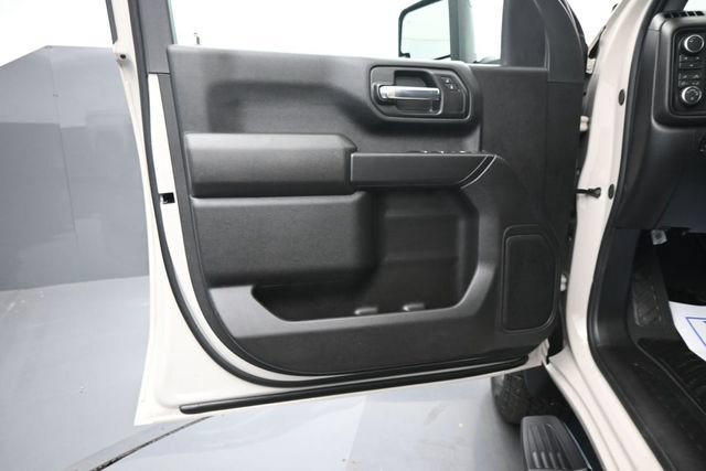 New 2026 Chevrolet Silverado 2500 Custom w/ Custom Value Package AWD/4WD image 9