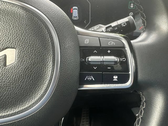 Used 2025 Kia Sorento SX FWD image 18