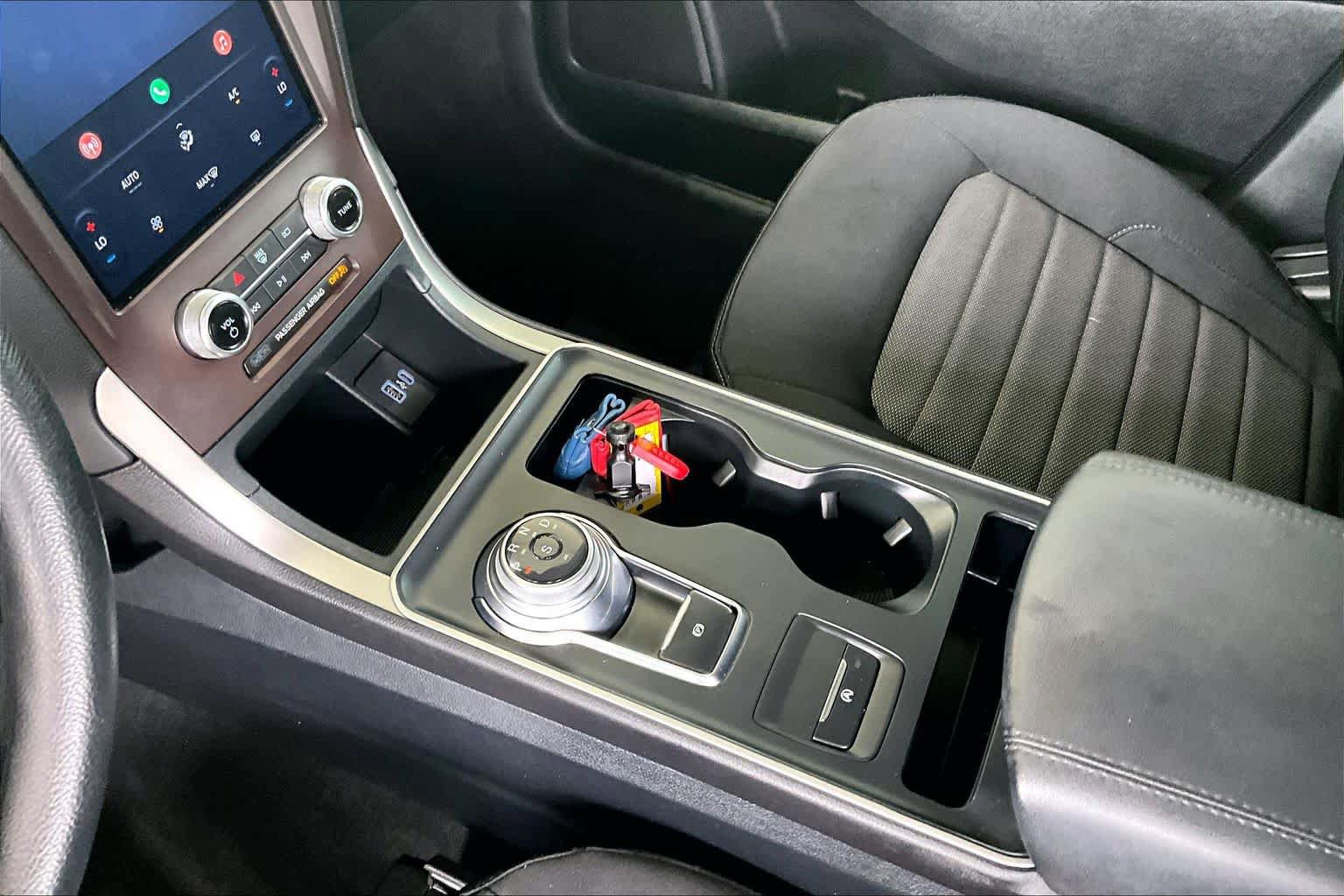 Used 2021 Ford Edge SE FWD image 15
