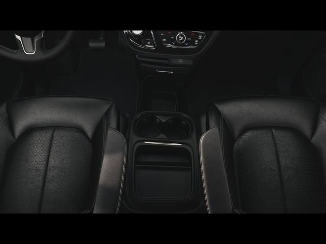 New 2027 Chrysler Pacifica Select FWD image 4