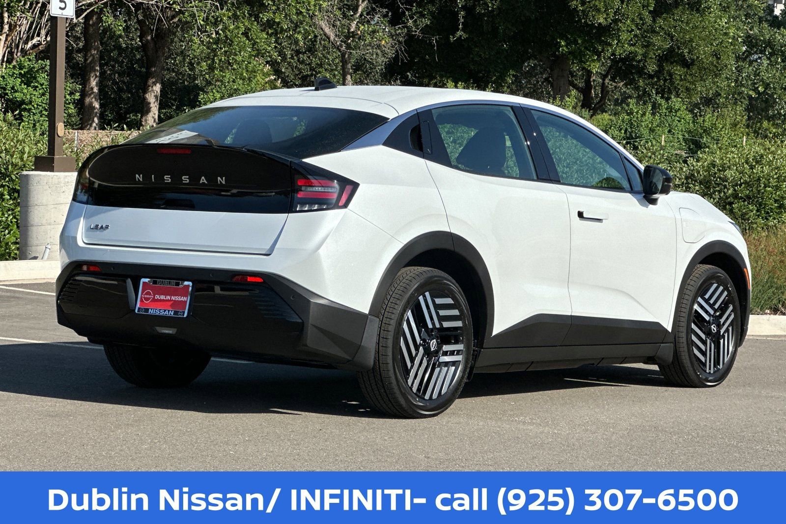 New 2026 Nissan Leaf SV+ FWD image 4