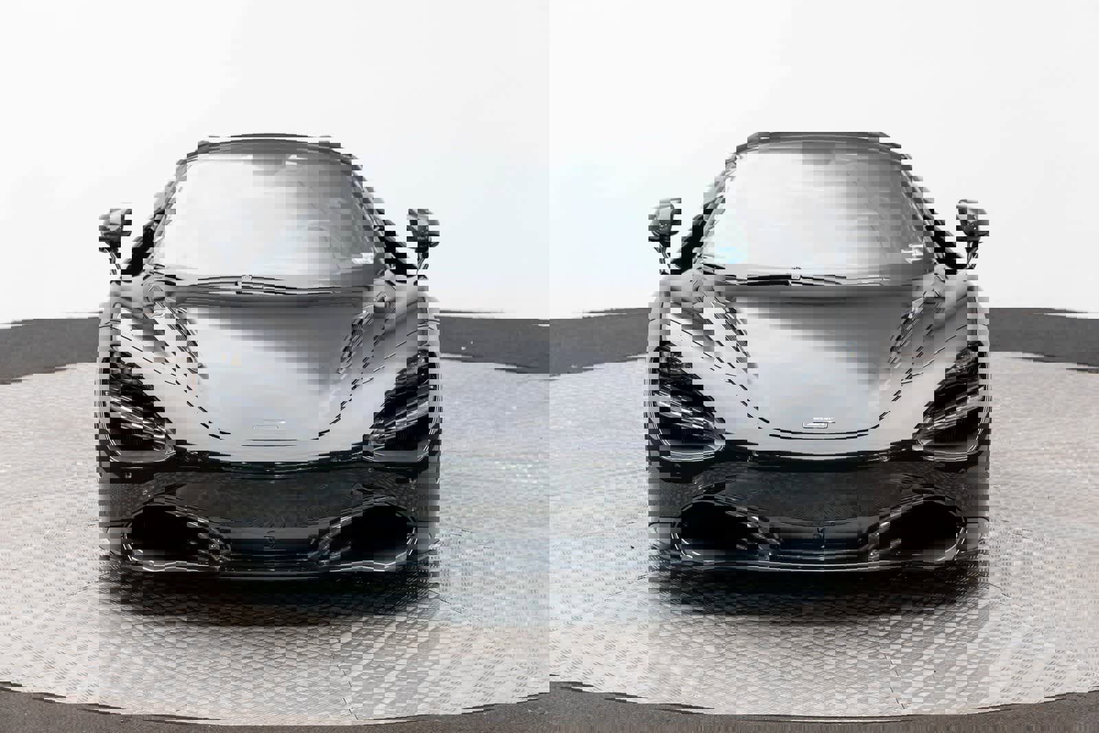 Used 2023 McLaren 720S Spider image 6