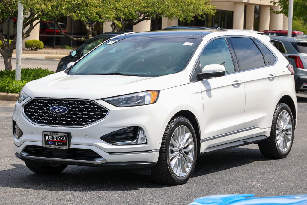 Used 2021 Ford Edge Titanium w/ Equipment Group 301A AWD/4WD image 26