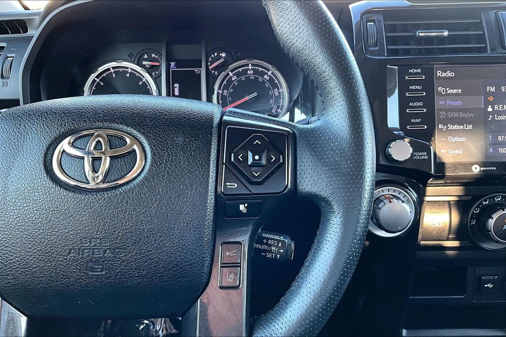 Used 2022 Toyota 4Runner TRD Off-Road AWD/4WD image 12