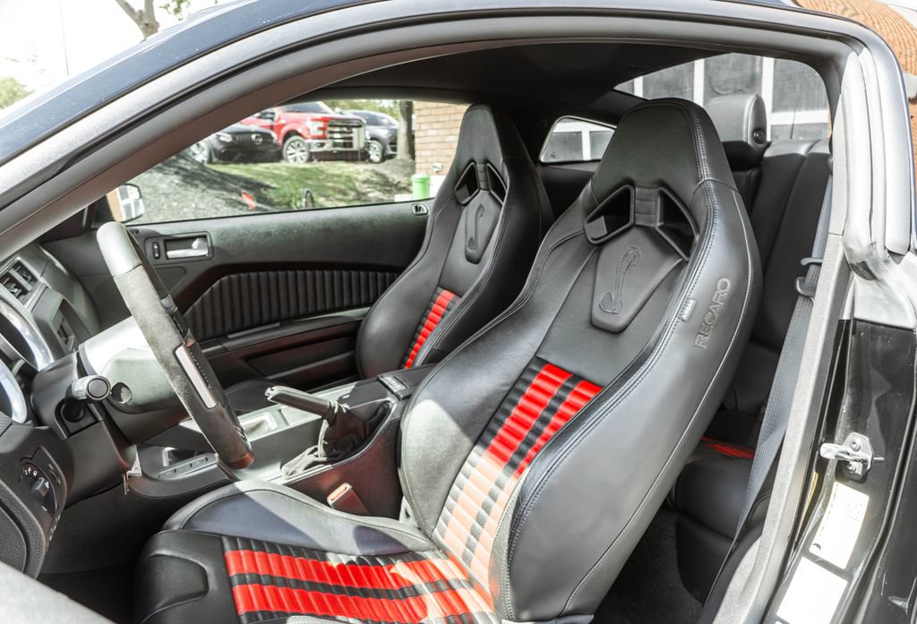 Used 2012 Ford Mustang Shelby GT500 w/ SVT Performance Pkg RWD image 8