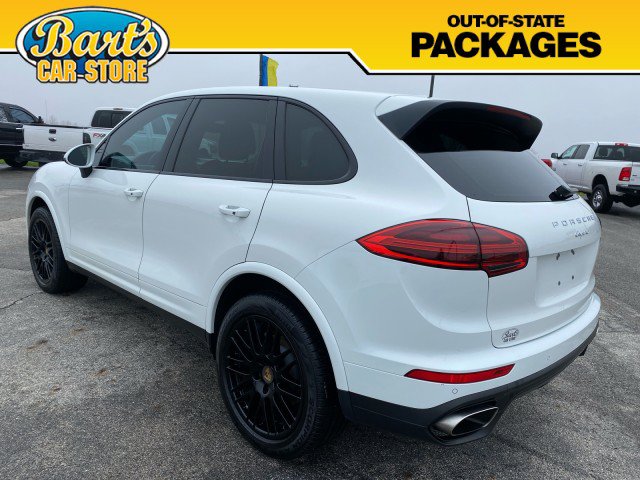 Used 2017 Porsche Cayenne Platinum Edition AWD/4WD image 4